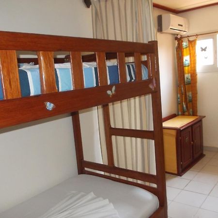 Hotel Restaurant Gites Kribi Buitenkant foto