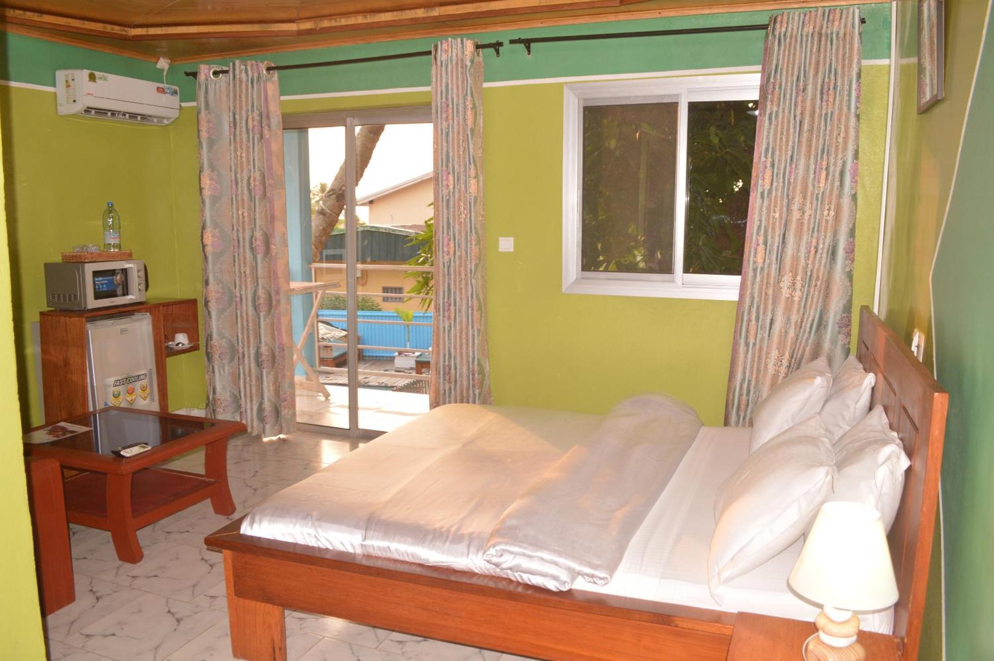 Hotel Restaurant Gites Kribi Kamer foto